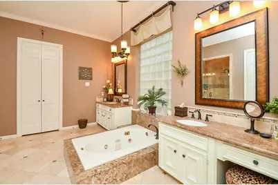 19 Ambleside Crescent Drive, Sugar Land, TX 77479 - Photo 23
