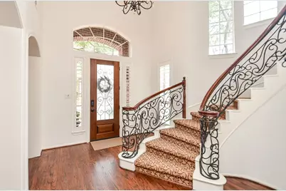 19 Ambleside Crescent Drive, Sugar Land, TX 77479 - Photo 3