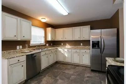 21026 Royal Villa Drive, Katy, TX 77449 - Photo 9