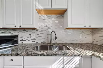 10738 Highland Woods Drive, Sugar Land, TX 77498 - Photo 21