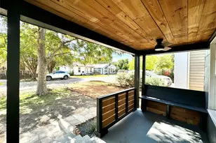 1018 Dunbar St, Houston, TX 77009 - Photo 5