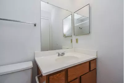7822 Greenedge Drive, Houston, TX 77040 - Photo 11