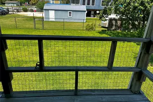 215 12th St St, Dickinson, TX 77539 - Photo 11