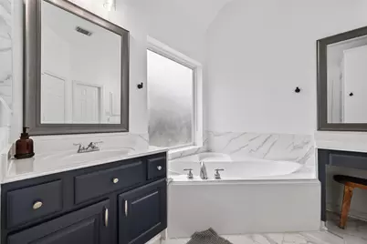 66 S Longsford Circle, The Woodlands, TX 77382 - Photo 45