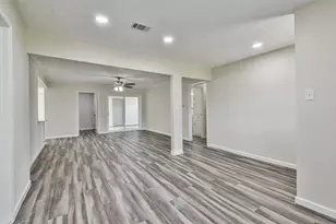 12614 Dermott Dr, Houston, TX 77065 - Photo 11