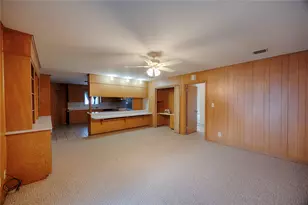 701 Herder Ave, Schulenburg, TX 78956 - Photo 17