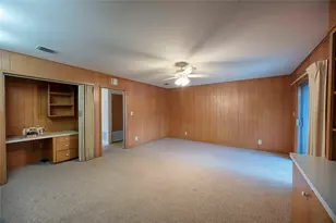 701 Herder Ave, Schulenburg, TX 78956 - Photo 15