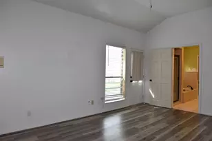 12134 Ella Lee Ln, Houston, TX 77077 - Photo 9