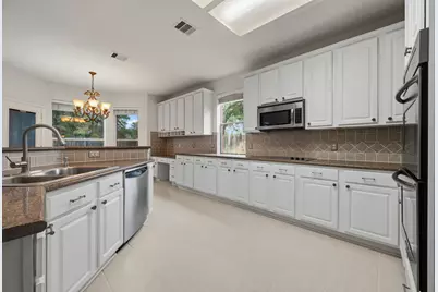 8026 Trophy Place Drive, Humble, TX 77346 - Photo 11