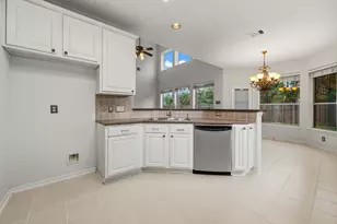 8026 Trophy Pl Dr, Humble, TX 77346 - Photo 13
