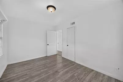 6207 Heron Drive, Houston, TX 77087 - Photo 15