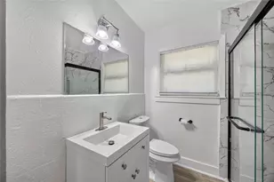 6207 Heron Dr, Houston, TX 77087 - Photo 17