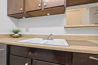 9435 Pagewood Lane, Houston, TX 77063 - Photo 11