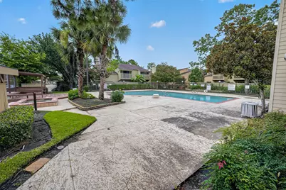 9435 Pagewood Lane, Houston, TX 77063 - Photo 41