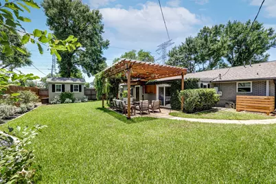 3006 Helberg Road, Houston, TX 77092 - Photo 3