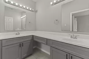 7903 Moon Beam St, Houston, TX 77088 - Photo 35