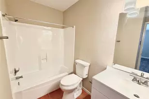 7936 Ellinger Ln, Houston, TX 77040 - Photo 9