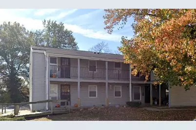 1410 30th St, Highland, IL 62249 - Photo 3