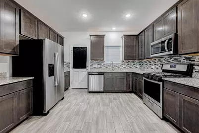 25407 Northpark Lake Drive, Porter, TX 77365 - Photo 11