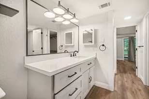 18242 Lakeside Ln, Houston, TX 77058 - Photo 13