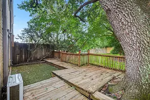 18242 Lakeside Ln, Houston, TX 77058 - Photo 21