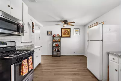 1312 22nd Street N, Texas City, TX 77590 - Photo 9