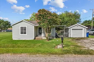 1312 22nd St N, Texas City, TX 77590 - Photo 3