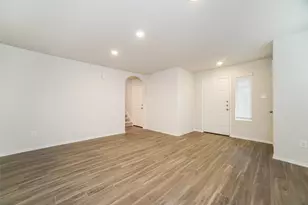 1136 Copal Trl, Conroe, TX 77301 - Photo 5