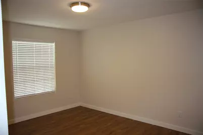 2750 Holly Hall Street #309, Houston, TX 77054 - Photo 5