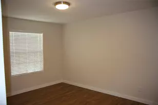 2750 Holly Hall St, Houston, TX 77054 - Photo 5