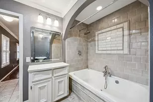 5659 Chevy Chase Dr, Houston, TX 77056 - Photo 19