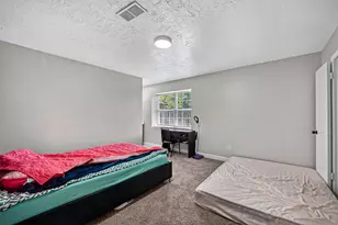 1446 Castle Glen Dr, Houston, TX 77015 - Photo 27