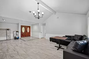 1446 Castle Glen Dr, Houston, TX 77015 - Photo 9