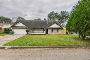 9526 Meadowcroft Dr, Houston, TX 77063 - Photo 1