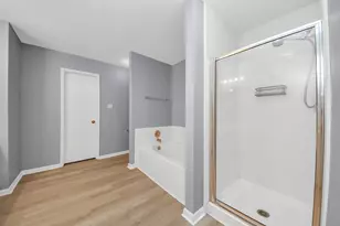 18135 Gravenhurst Ln, Tomball, TX 77377 - Photo 17