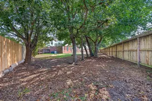 1410 Pine Forest Dr, Pearland, TX 77581 - Photo 37