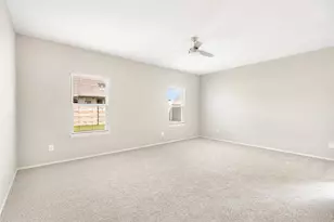 519 San Marcos Trl, Dayton, TX 77535 - Photo 15