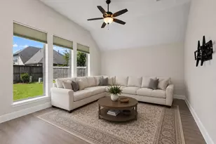 28348 Sterling Oak Dr, Spring, TX 77386 - Photo 29
