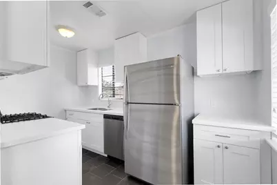 214 Munford Street #B, Houston, TX 77008 - Photo 9