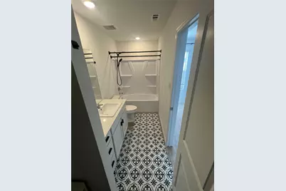 520 Commander Abbott Drive, Jarrell, TX 76537 - Photo 19