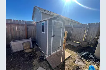 520 Commander Abbott Drive, Jarrell, TX 76537 - Photo 23
