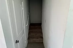 520 Commander Abbott Dr, Jarrell, TX 76537 - Photo 5