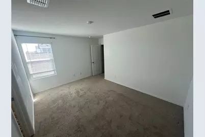 520 Commander Abbott Drive, Jarrell, TX 76537 - Photo 17