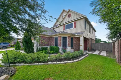 5102 Espuela Lane, Baytown, TX 77521 - Photo 3