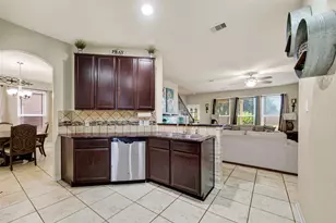 5102 Espuela Ln, Baytown, TX 77521 - Photo 13