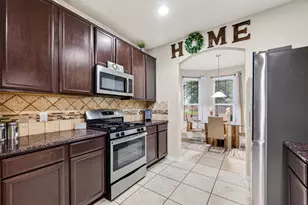5102 Espuela Ln, Baytown, TX 77521 - Photo 11