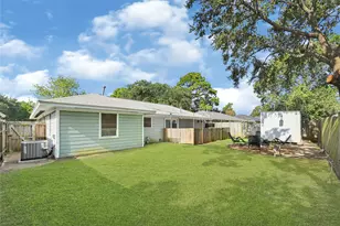 209 W 6th St, Deer Park, TX 77536 - Photo 21