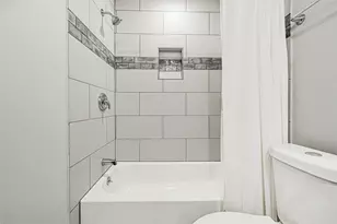 209 W 6th St, Deer Park, TX 77536 - Photo 15