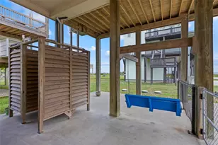 700 Palmetto Dr, Crystal Beach, TX 77650 - Photo 33