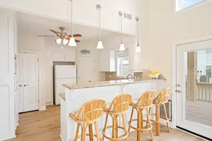 700 Palmetto Dr, Crystal Beach, TX 77650 - Photo 13